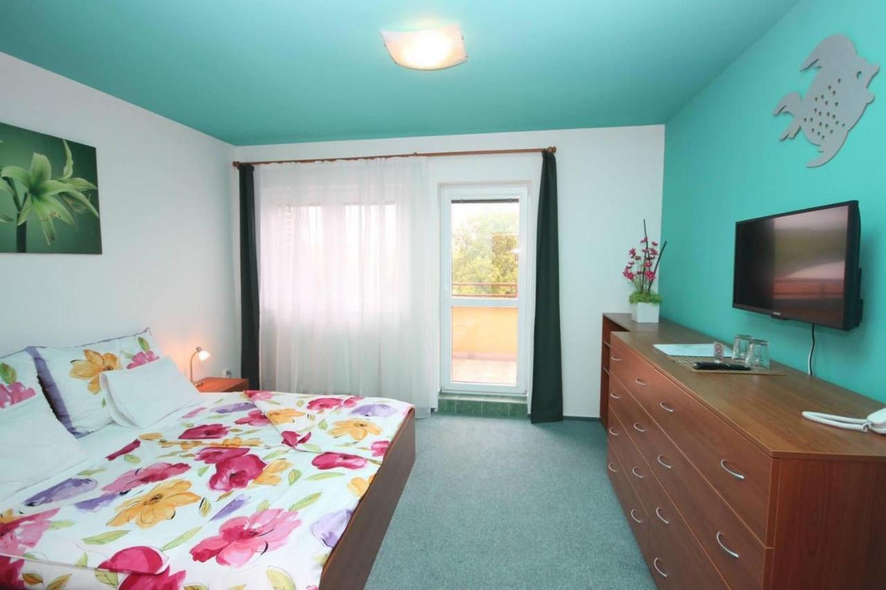 Apartmany, Penzion, Wellness U Zlate Rybky Vyškov Exterior foto
